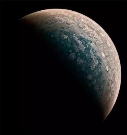 人类第一个发往宇宙的”漂流瓶“先锋10号