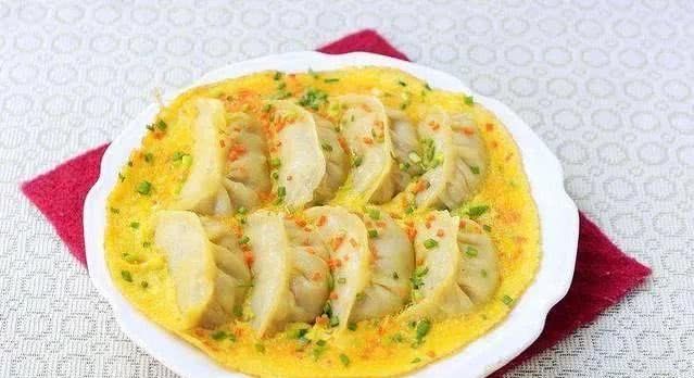 剩饺子这样吃,比煮着好吃N倍,早餐主食都有了 兴发娱乐网