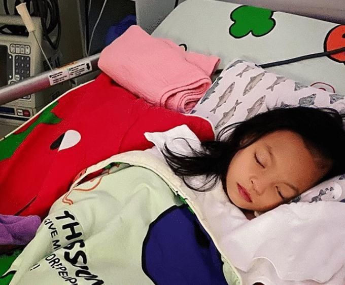 钟丽淇吐露心声，照顾9岁患病女儿呵护备至，出远门会先立遗嘱