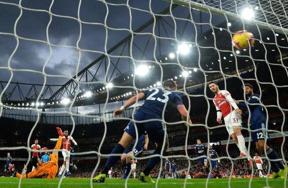 浅谈阿森纳:虽大胜一场,但防守问题很多!