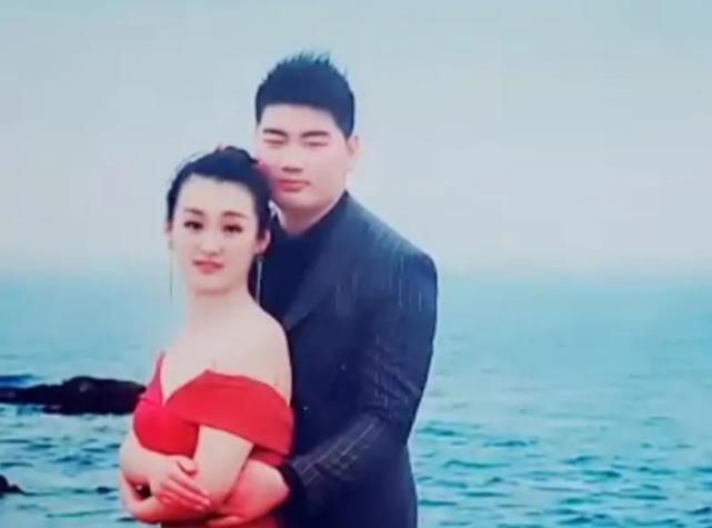 大衣哥朱之文儿子结婚，现场彩礼箱暴露出朱之文出手大方
