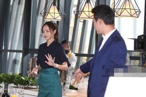 唐嫣罗晋探班活动接连发糖,秒破分手传言!甜