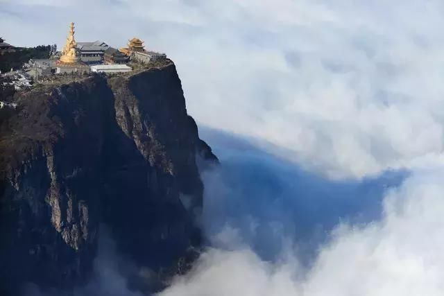 天下地理｜佛家圣地之三：峨眉山背后的神秘与修行！