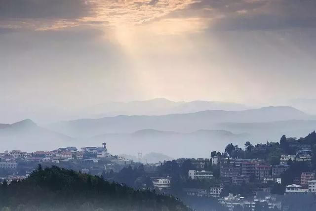 人间福地在福州，半城烟火半城仙