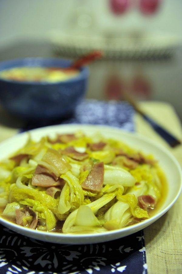 家乡咸肉炒娃娃菜