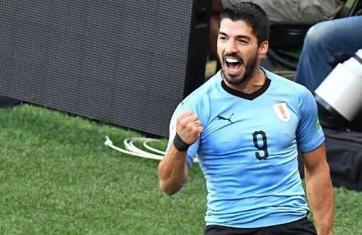 乌拉圭连胜出线目标远大,乌拉圭队球衣上的为