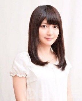 15岁女生被男同学当丑八怪,经常欺负她,9年后