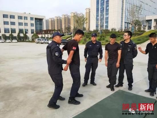 河南省公安厅教官团赴一线单位驻守送教_【今