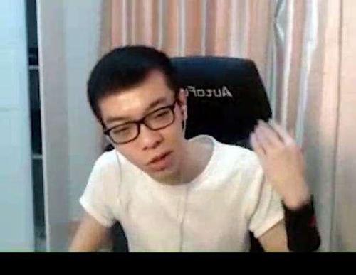 虎牙青蛙为吸粉,竟然不惜这么干!网友:服气!