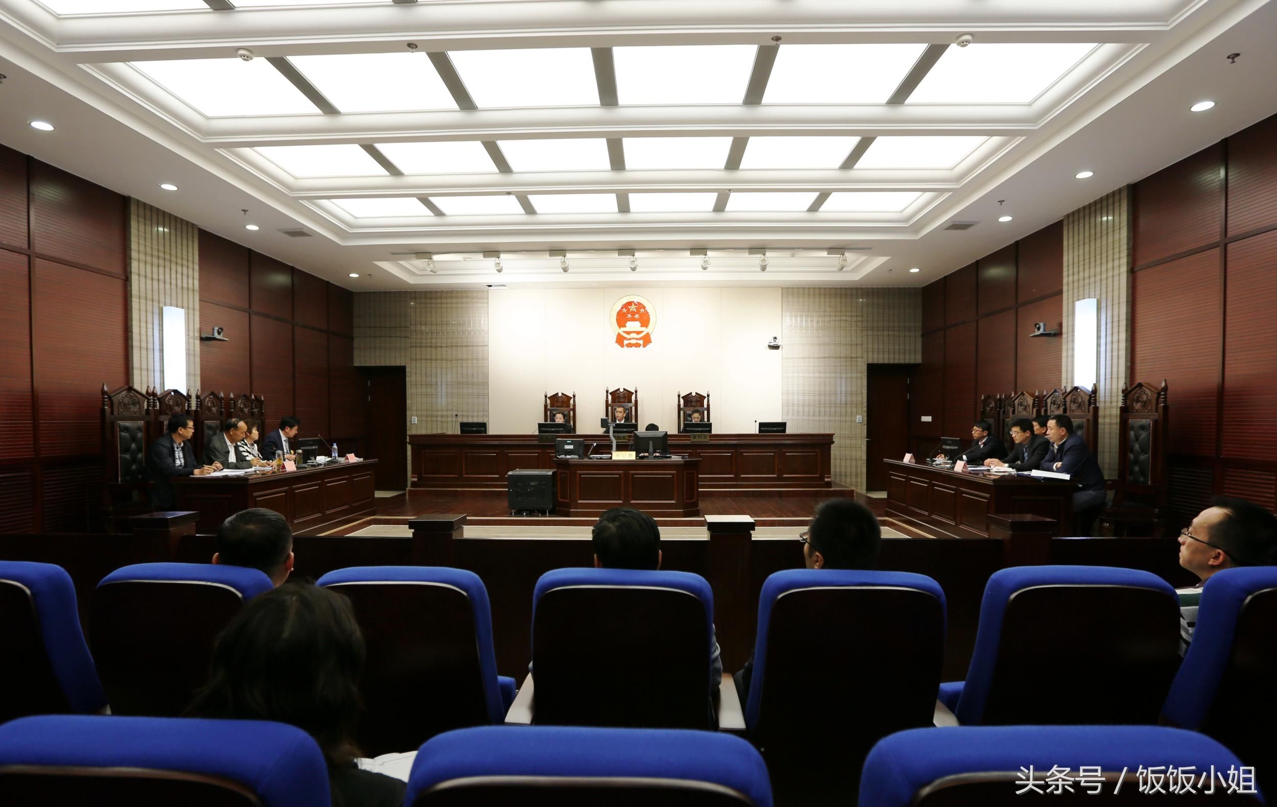 收到法院传票不去开庭会怎样?看完我赶紧去