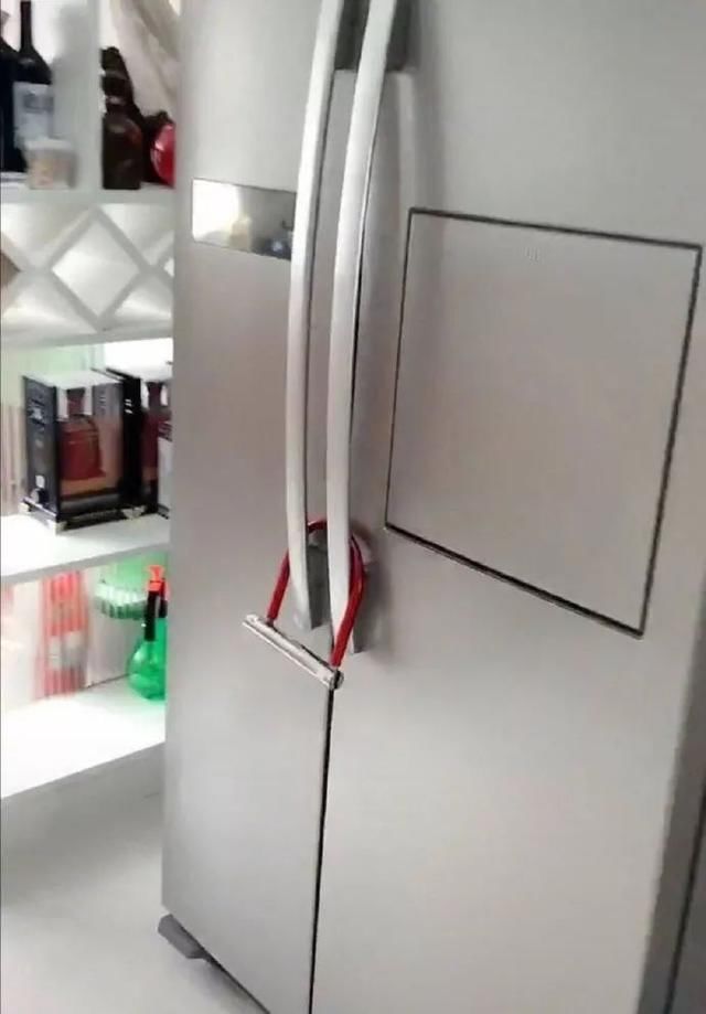 ikun给骂蔡徐坤的人私信复联剧透