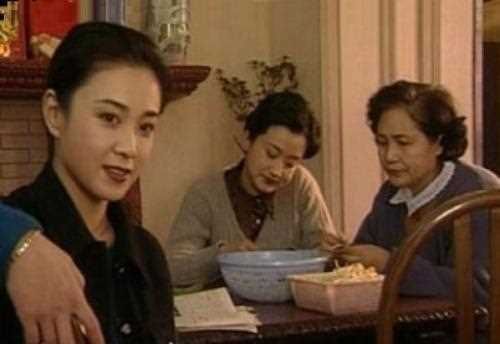 新婚第二天,婆婆要我把父母陪嫁的车子卖掉来