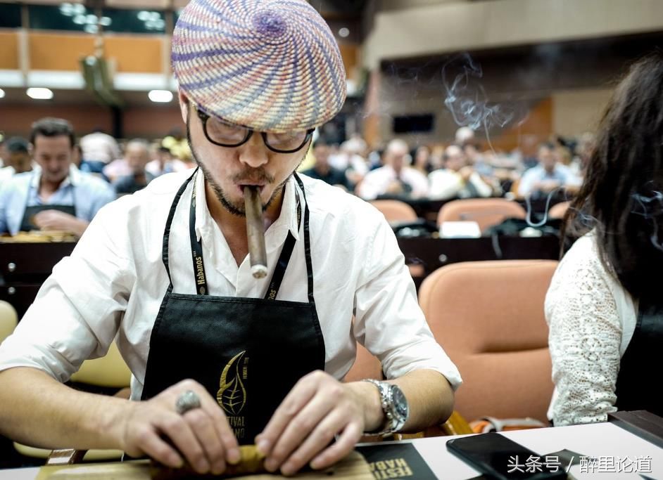 售价15万人民币一盒的纯手工古巴雪茄,我工作