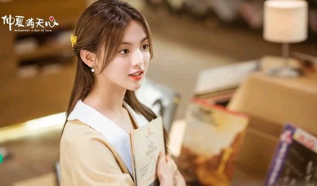 从辍学少女到全村希望，杨超越仅用两年时间，但是你羡慕不来