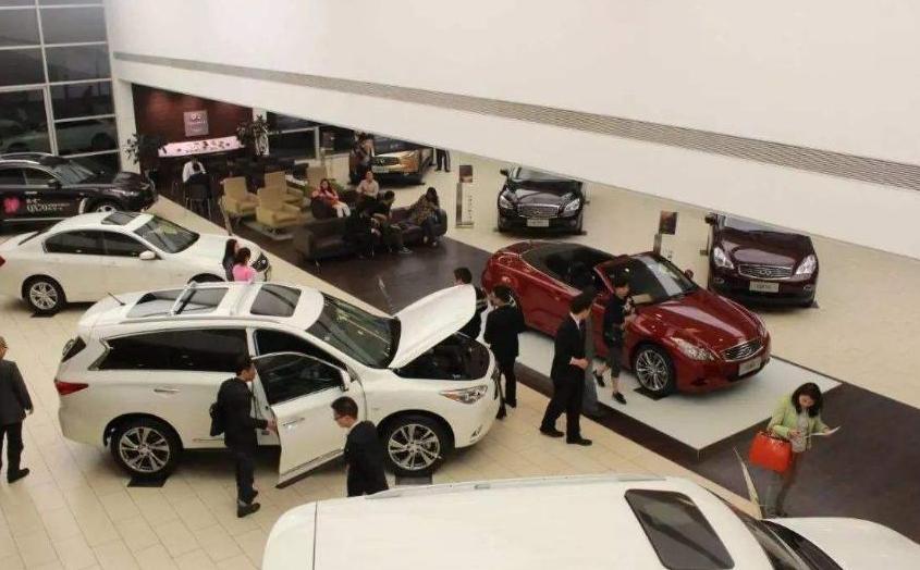 贷款买车的车主注意,4S店会在车上装上这个,这