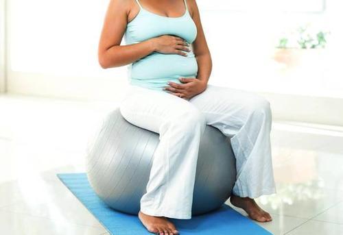 孕晚期孕妈肚子抖动,感觉胎儿在打哆嗦正常吗