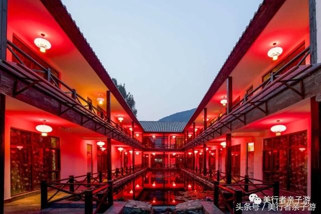 独家｜五一不涨价！人均200+，即可入住长城边儿上的荷塘月色！