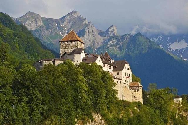 列支敦士登国旗含义_列支敦士登人均收入