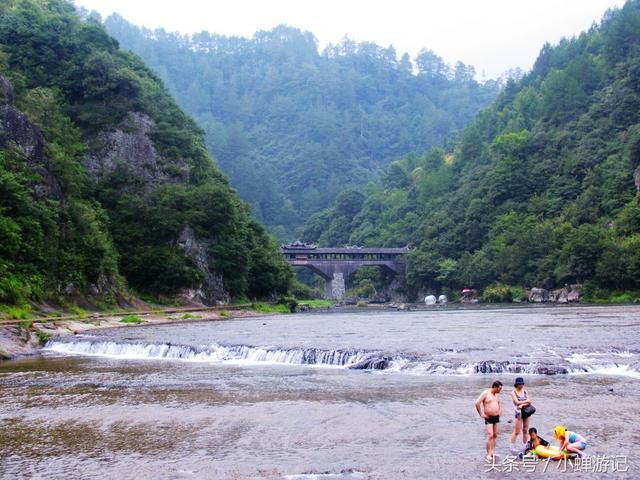 快来福建宁德屏南白水洋世界地质公园目前世界唯一的“浅水广场”