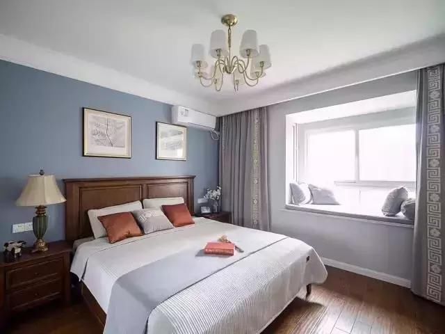 飘窗是做内窗帘还是外窗帘 t01590d8e031eb303df.jpg