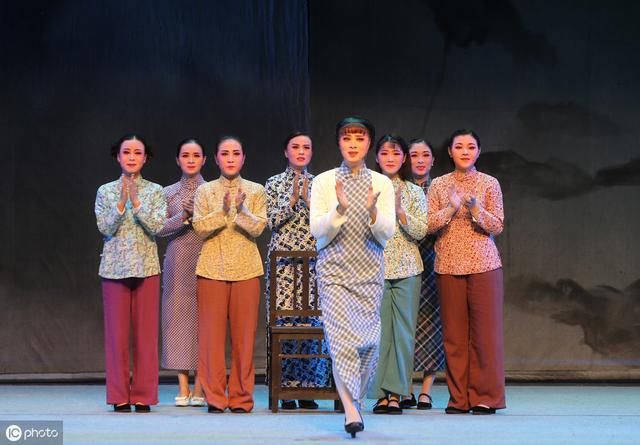 什么是青衣什么是闺门旦 t015917becbbc2009da.jpg