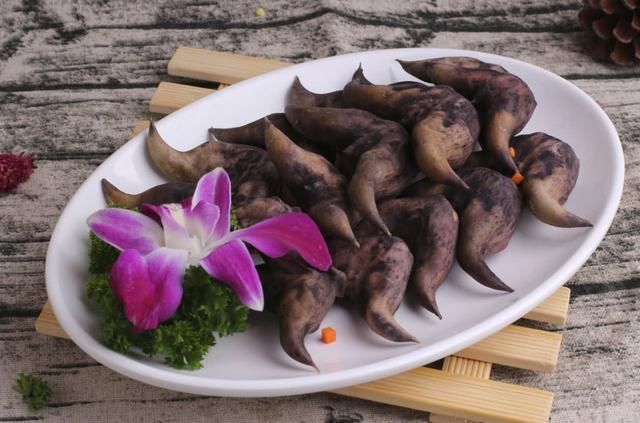 中国这种高价昂贵的食物,在美国却被当垃圾清理,真是长错地方了