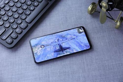 vivo NEX游戏体验:感受不到这款机型的性能上