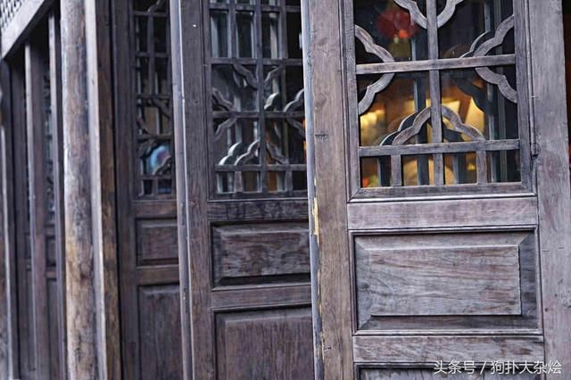 家乡美丽古镇，充满人文气息画家摄影师最喜欢，周末街头走一走