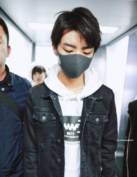 今天起变成男人:王源有肱二头肌,王俊凯有伤疤