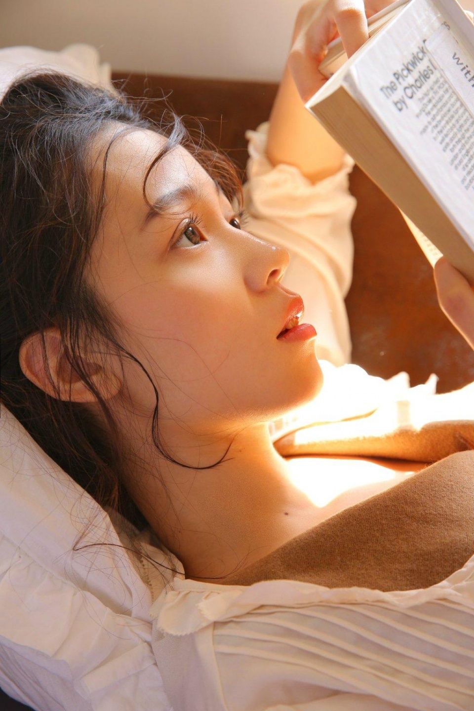 跟女生聊天找不到话题怎么办?用这5个技巧,你