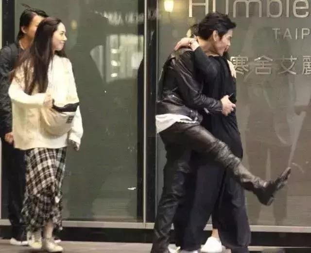 最美的时光综艺向太 t015a6b8352bf528570.jpg