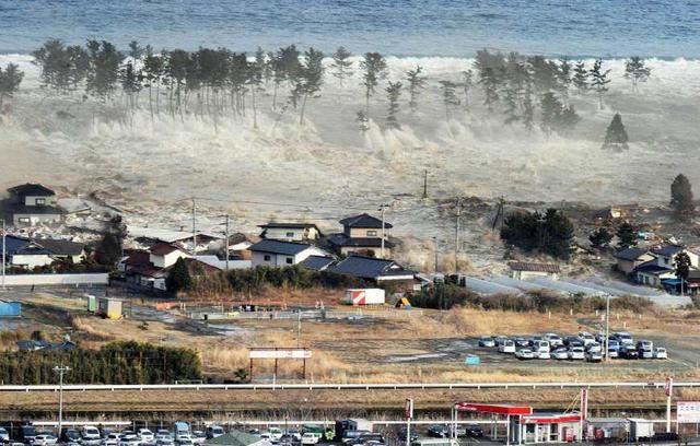 日本近海发现全球最大火山穹丘，专家称，若爆发后果难以想象！