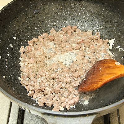 土豆牛肉胡萝卜焖饭