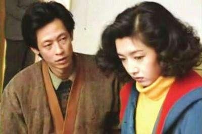 王志文前女友半老徐娘,逆袭为最美歌霸,小8岁