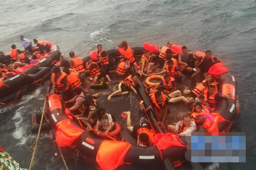 泰国沉船事故让人哀痛,是什么让游客面对风浪