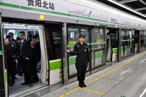 贵阳市首条地铁开通试运营,林城从此跨入地铁