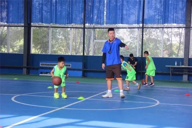 亿泽辉体育为何能够让每一个热爱篮球的孩子都