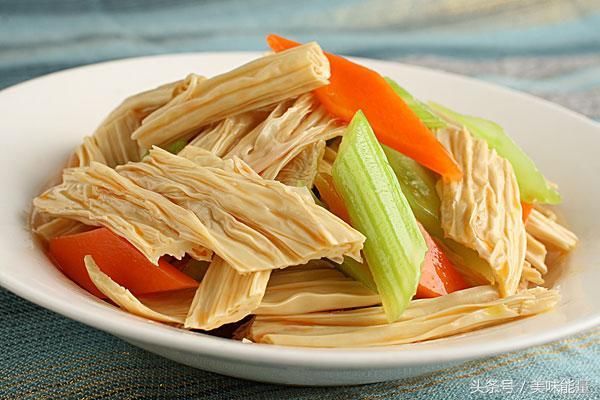 过年期间大鱼大肉吃的腻，给家人来15道凉菜下酒，清爽解荤解油腻