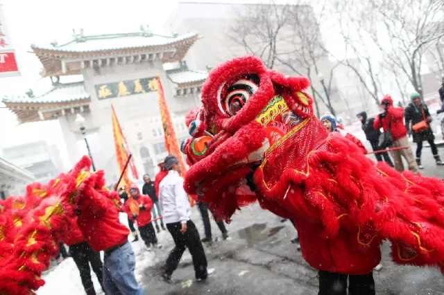 世界的“春节时间”，看看全球各地的华人怎么过春节？