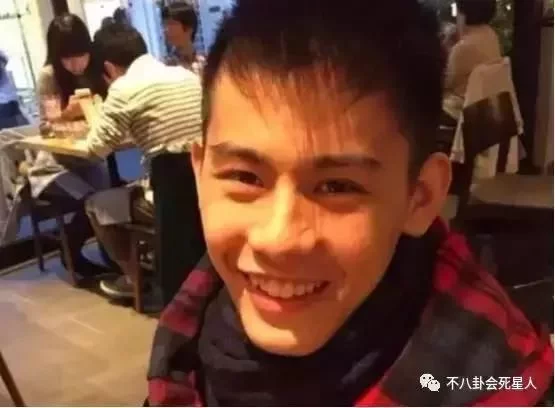 365bet体育网:曾是星爷御用配角,为救绝症儿子拼命賺钱 365bet体育网:曾是星爷御用配角,为救绝症儿子拼命賺钱