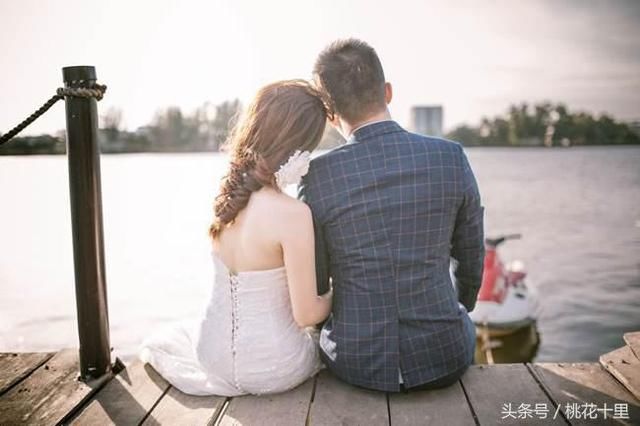 我结婚前夕,前夫给我发来红包,我点开红包,把他拉黑