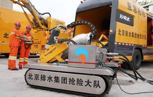 全新子母排水车今年汛期投用