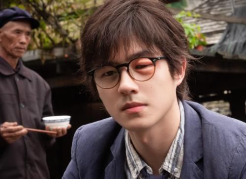 刘昊然被男粉喊老公？看清他的表情后，怪不得男生也心动了！