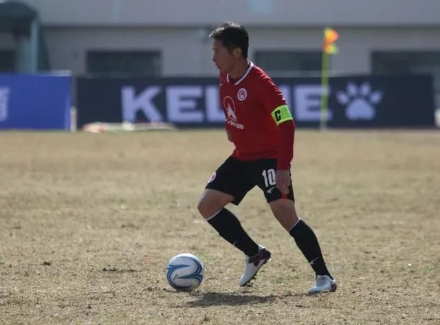 第六届老甲A今天青岛点燃战火 胡椒闵劲开胡太