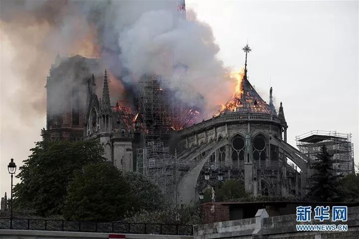 巴黎圣母院火灾原因疑曝光,深圳旅行社紧急调