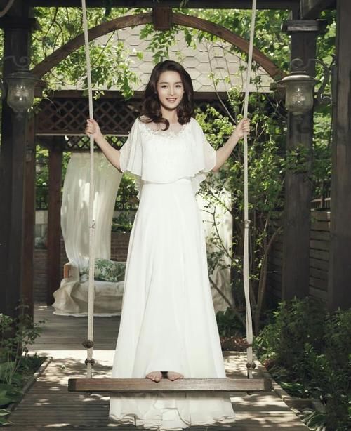 baby迪奥高定婚纱太过奢侈,李沁婚纱太清纯,林