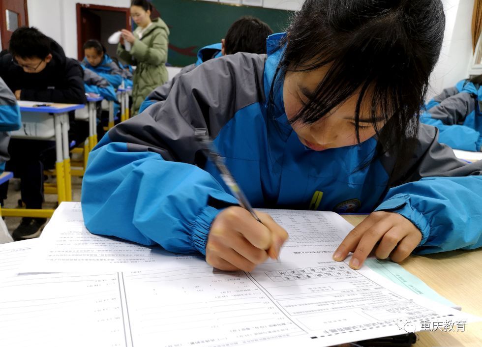 《开学第一课--劳动颂歌》开启新学期!小育带你