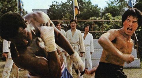 李小龙没打过权威擂台赛?没有战绩?芝加哥街