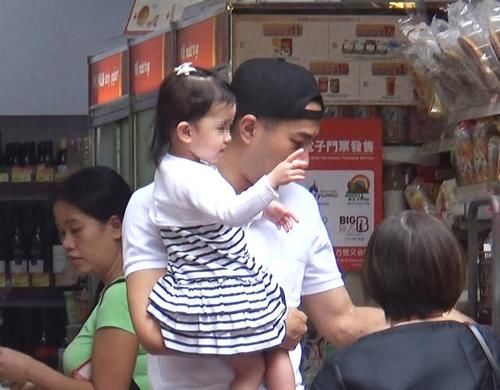 杨幂称职不自称妈妈姐姐,回应宅男,和霍建华的漫画我传闻图片
