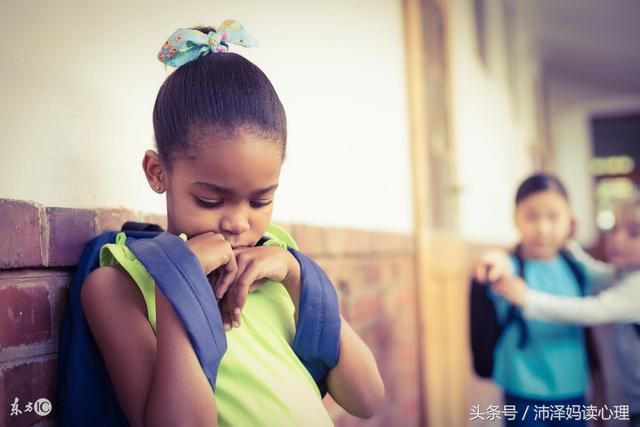 岁高中生怀孕,遭到师生、亲戚冷漠嘲讽,校长却